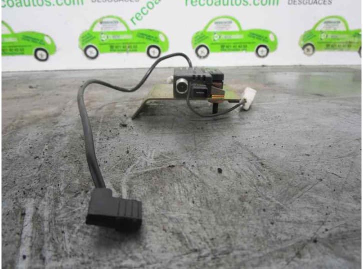 Recambio de antena para fiat coupe (175_) 2.0 20v turbo referencia OEM IAM  169229 2