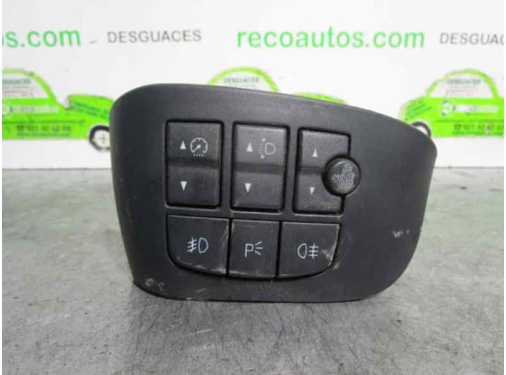 Recambio de botones salpicadero para fiat stilo (192_) 1.9 jtd (192_xe1a) referencia OEM IAM
