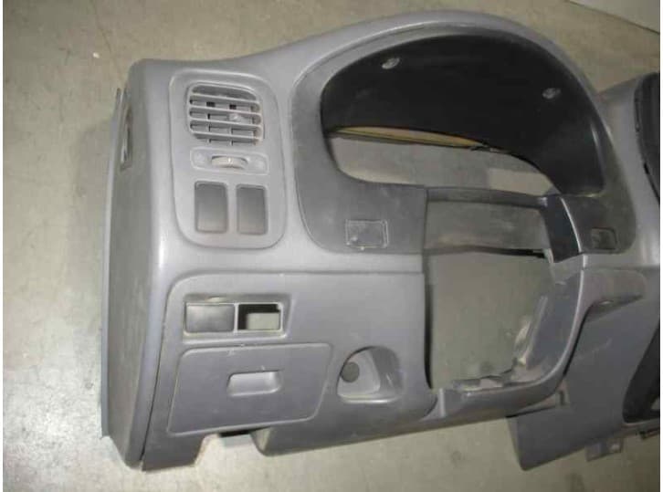 Recambio de salpicadero para nissan pick up (d22) 2.5 di referencia OEM IAM 2