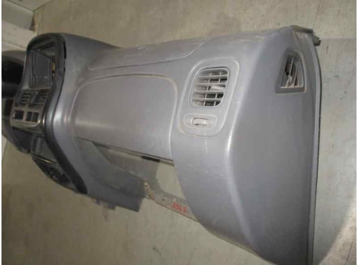 Recambio de salpicadero para nissan pick up (d22) 2.5 di referencia OEM IAM 3