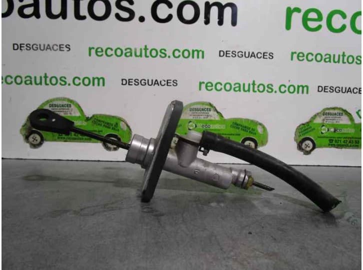 Recambio de bomba embrague para hyundai i30 (fd) 1.6 crdi referencia OEM IAM