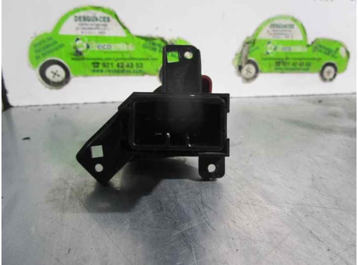 Recambio de warning para hyundai i30 (fd) 1.6 crdi referencia OEM IAM 864W01404 00401S 2