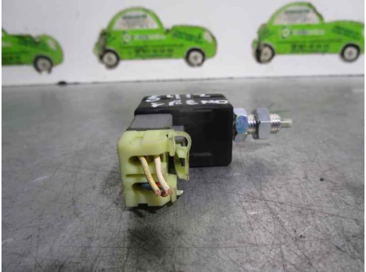 Recambio de interruptor para hyundai i30 (fd) 1.6 crdi referencia OEM IAM 131115 A07819 2