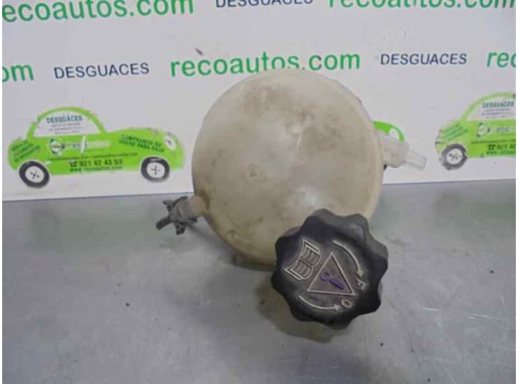 Recambio de deposito expansion para peugeot 307 cc (3b) 2.0 hdi 135 referencia OEM IAM