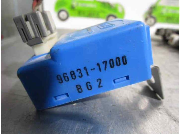 Recambio de rele para hyundai matrix (fc) 1.6 referencia OEM IAM 9683117000 3