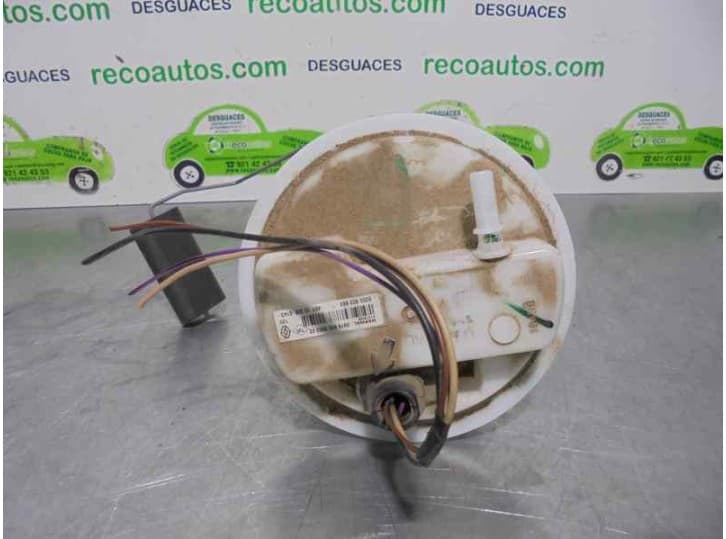 Recambio de aforador para dacia sandero 1.2 16v referencia OEM IAM 8200903683 3