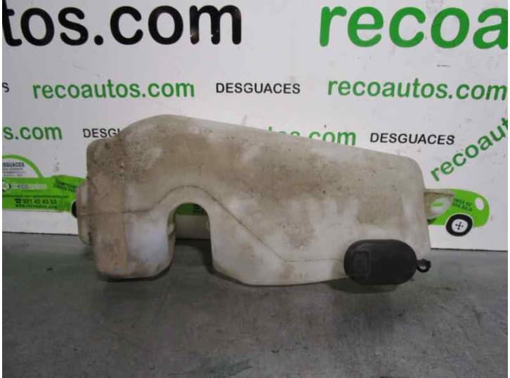 Recambio de deposito limpia para dacia sandero 1.2 16v referencia OEM IAM 8200210002 2