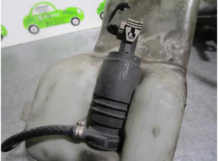 Recambio de deposito limpia para bmw 5 (e34) 525 tds referencia OEM IAM 616613786120 6