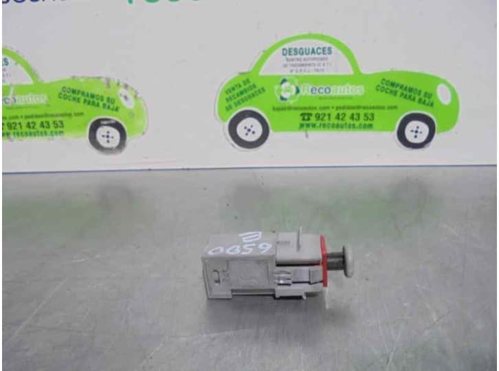 Recambio de interruptor para opel corsa d (s07) 1.2 (l08, l68) referencia OEM IAM 55701396 2