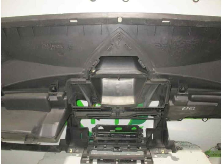 Recambio de salpicadero para citroën c8 (ea_, eb_) 2.2 hdi referencia OEM IAM  NEGRO 9