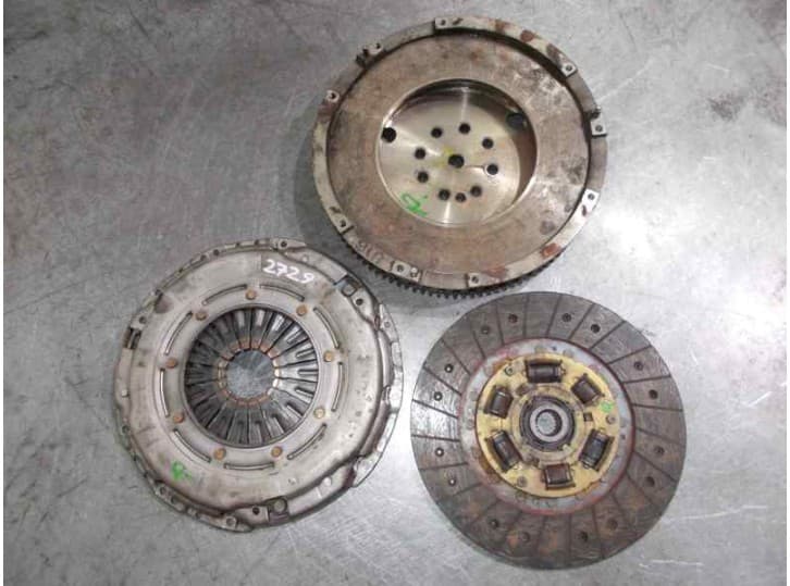 Recambio de kit embrague para hyundai i30 (fd) 1.6 crdi referencia OEM IAM 23560  VALEO 2