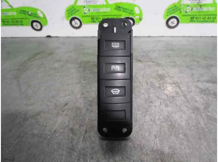 Recambio de mandos salpicadero para kia carnival ii (gq) 2.9 crdi referencia OEM IAM