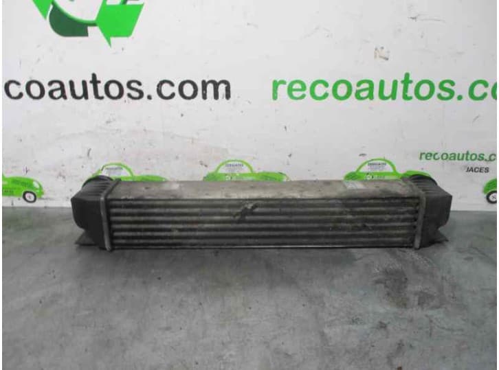 Recambio de intercooler para bmw 5 (e39) 520 d referencia OEM IAM 17512247359 2