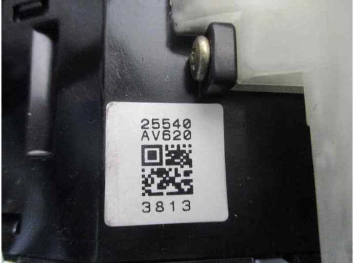 Recambio de mando luces para nissan almera tino (v10) 1.8 referencia OEM IAM  3813 4