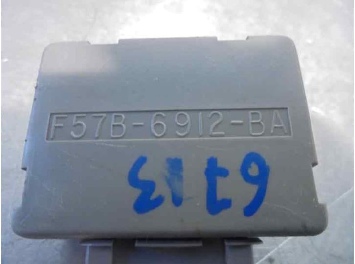 Recambio de rele para ford explorer 4.0 v6 cat referencia OEM IAM F57B6912BA 4