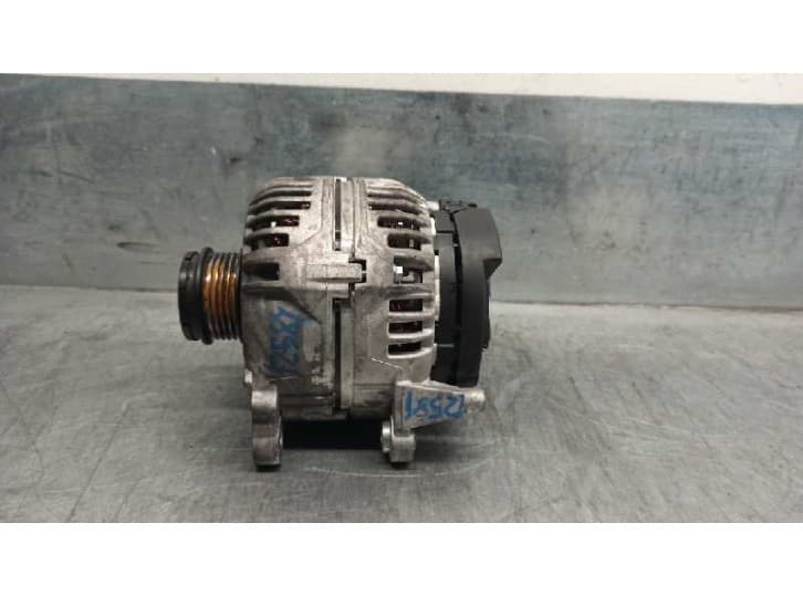 Recambio de alternador para audi a4 b6 (8e2) 1.9 tdi referencia OEM IAM 6F903023F 3