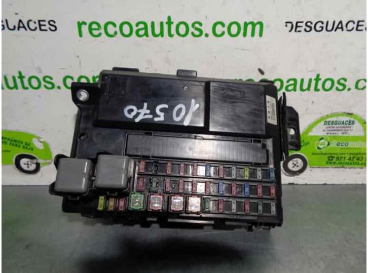 Recambio de caja reles / fusibles para lexus ls (_f4_) 460 (usf40) referencia OEM IAM BB02TY1