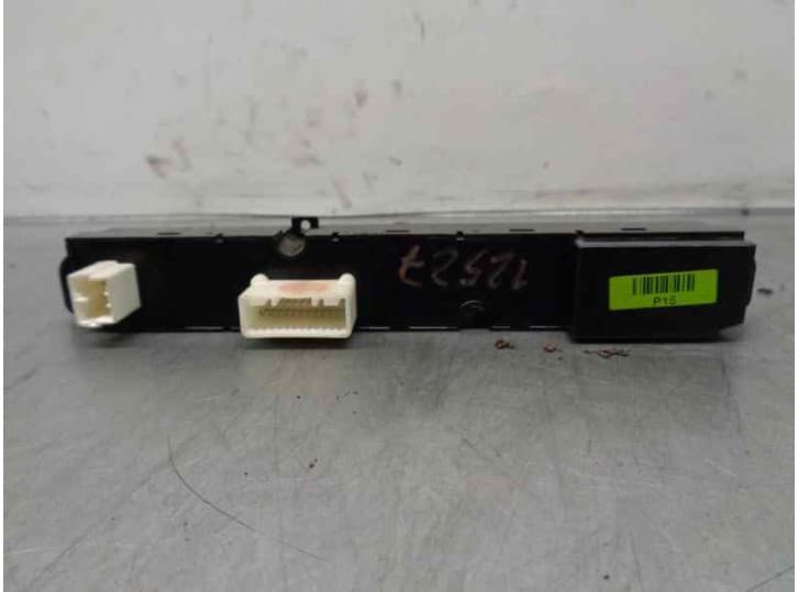 Recambio de warning para kia cee'd sw (ed) 1.6 crdi 128 referencia OEM IAM 937001H000 2