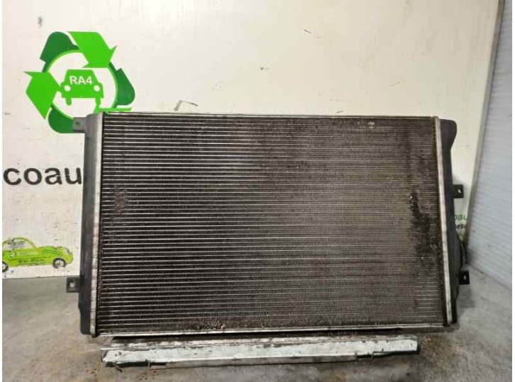 Recambio de radiador agua para audi a3 (8p1) 1.9 tdi referencia OEM IAM 1K0121251AT 2
