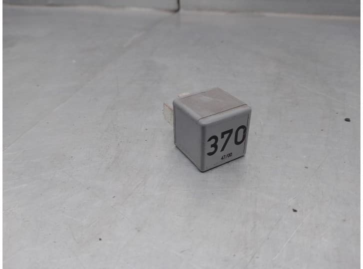 Recambio de rele para audi a6 c5 (4b2, 4b4) 2.5 tdi referencia OEM IAM 8D0951253