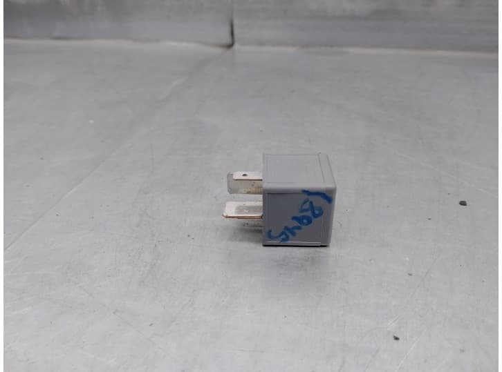 Recambio de rele para audi a6 c5 (4b2, 4b4) 2.5 tdi referencia OEM IAM 8D0951253 2