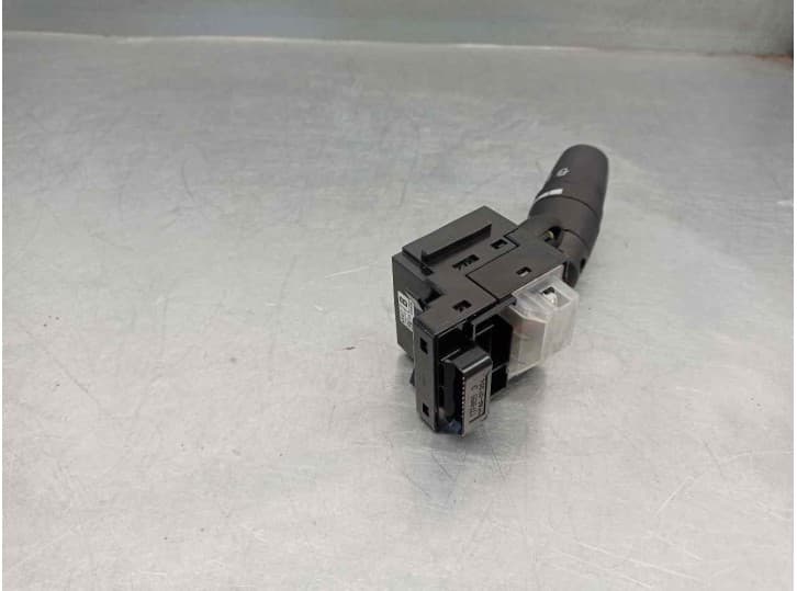Recambio de mando limpia para mazda cx-5 (ke, gh) 2.0 (keefw) referencia OEM IAM KD4717F899 3