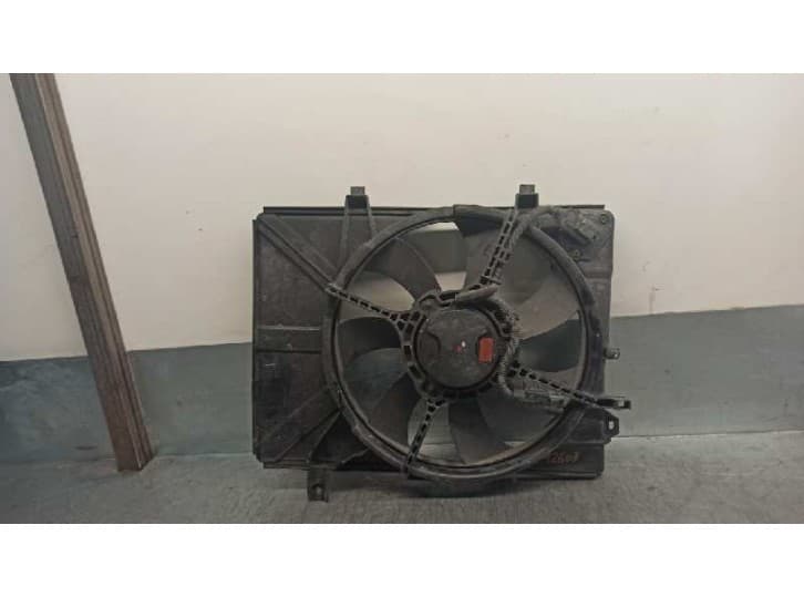 Recambio de electroventilador para hyundai getz (tb) 1.6 referencia OEM IAM 253801C150 2