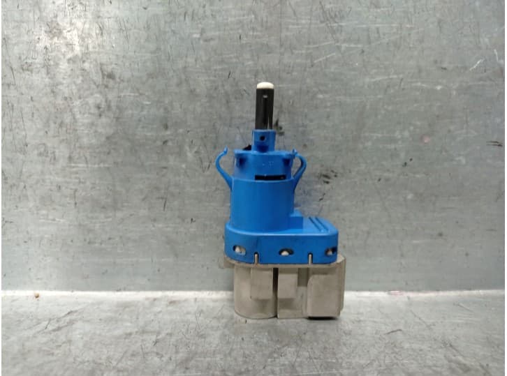 Recambio de interruptor para volvo v40 hatchback (525) d2 referencia OEM IAM 8T4T9G854AA 3