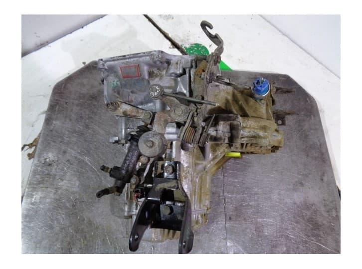Recambio de caja cambios para hyundai coupe i (rd) 1.6 referencia OEM IAM JY1873 820821 5