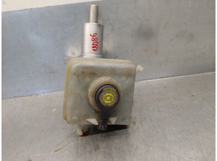 Recambio de bomba freno para bmw 5 (e60) 530 d referencia OEM IAM 32067179D  TRW 4