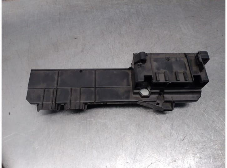 Recambio de caja reles / fusibles para bmw 5 (e60) 530 d referencia OEM IAM 61146957330 3