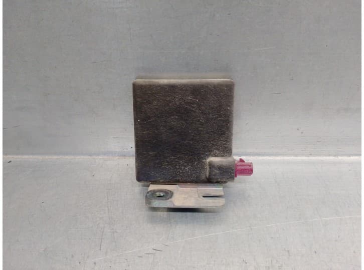 Recambio de antena para seat tarraco (kn2) 1.5 tsi act referencia OEM IAM 3G9035534