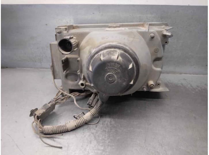 Recambio de faro izquierdo para renault 9 1.4 referencia OEM IAM 061810 061810 VALEO 2