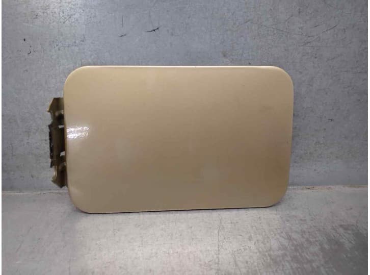 Recambio de tapa exterior combustible para renault 9 1.4 referencia OEM IAM 0687631