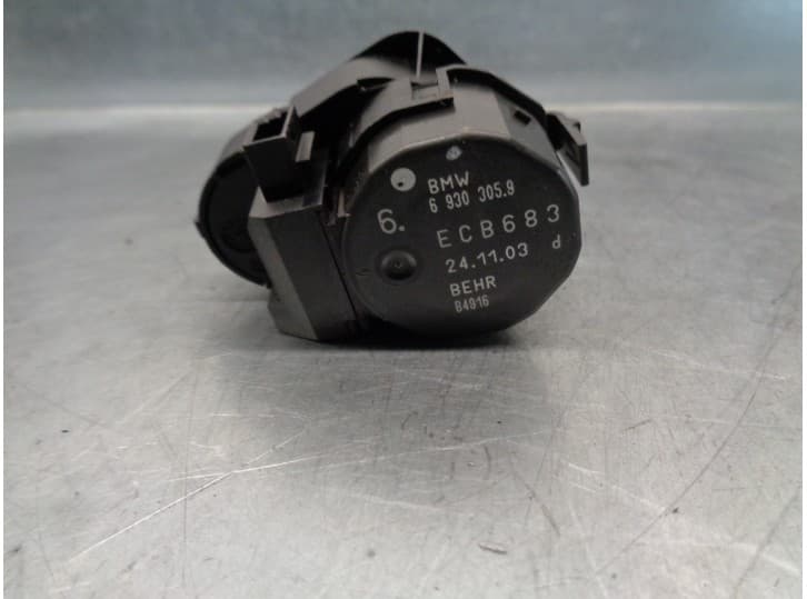 Recambio de motor calefaccion para bmw 5 (e60) 530 d referencia OEM IAM 6930305