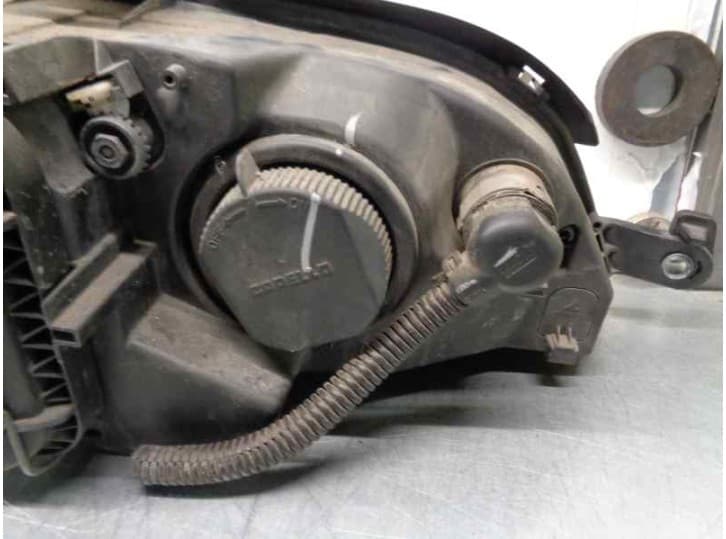 Recambio de faro izquierdo para fiat idea (350_) 1.4 16v referencia OEM IAM 51708732 3
