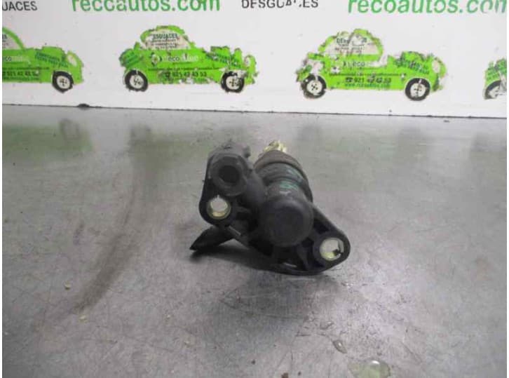Recambio de bomba embrague para audi a4 b5 (8d2) 1.8 t referencia OEM IAM 8E1721401 2
