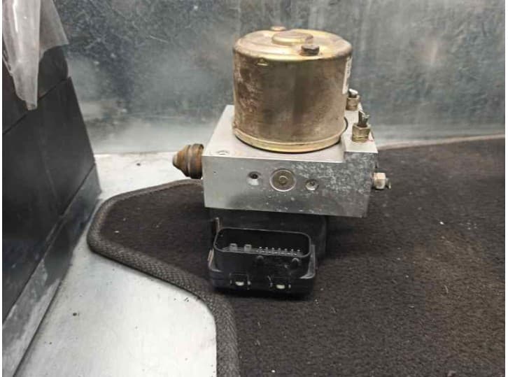 Recambio de abs para suzuki liana (er, rh_) 1.6 (rh 416) referencia OEM IAM 046001244