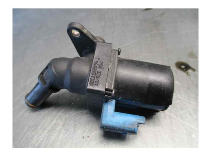 Recambio de bomba agua para peugeot 307 sw (3h) 2.0 hdi 110 referencia OEM IAM 9640937300 3