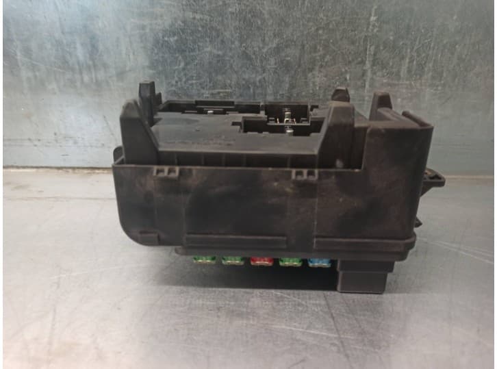 Recambio de caja reles / fusibles para hyundai i30 (fd) 1.4 referencia OEM IAM 919502H020 2