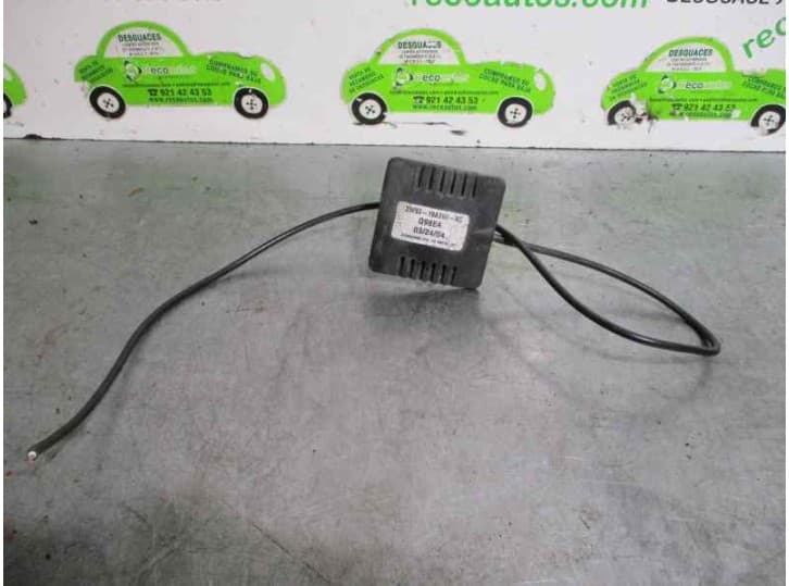 Recambio de antena para jaguar xj (x350, x358) r 4.2 referencia OEM IAM 2W9319A390AC