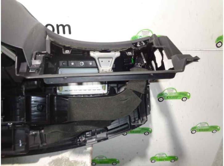 Recambio de salpicadero para hyundai i30 (fd) 1.4 referencia OEM IAM 847112R000 NEGRO 8