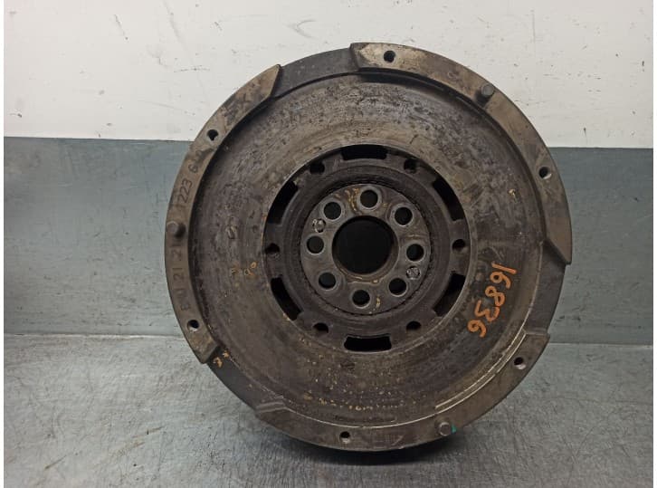 Recambio de volante motor para bmw 3 (e46) 320 i referencia OEM IAM 21211223610