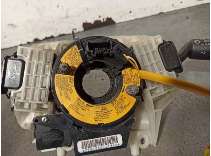 Recambio de mando luces para mazda 5 (cr) 2.0 cd (cr19) referencia OEM IAM 17E675 6