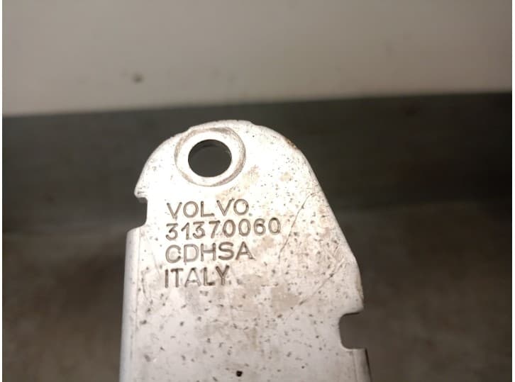 Recambio de tubo para volvo v40 hatchback (525) d2 referencia OEM IAM 31370060 31370060 5