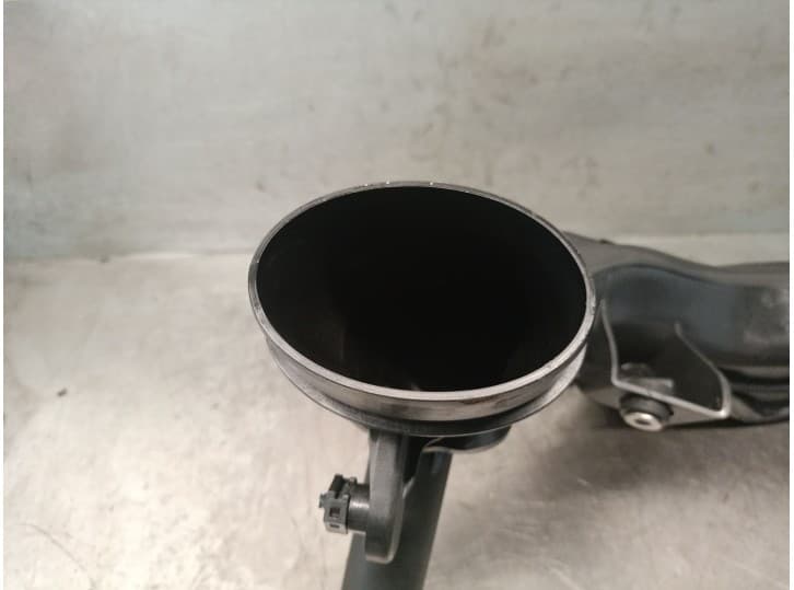 Recambio de tubo para volvo v40 hatchback (525) d2 referencia OEM IAM 31370135 31370135 6
