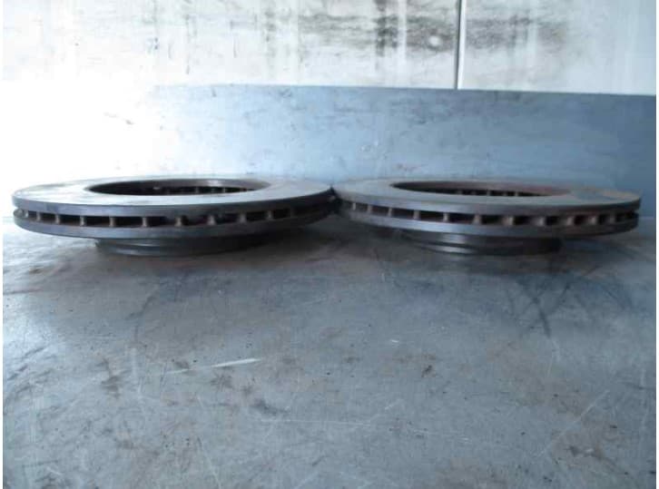 Recambio de disco freno delantero para kia rio ii (jb) 1.5 crdi referencia OEM IAM 3