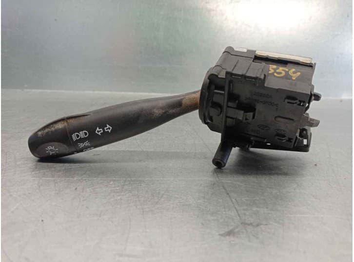 Recambio de mando luces para hyundai getz (tb) 1.1 referencia OEM IAM 32932A