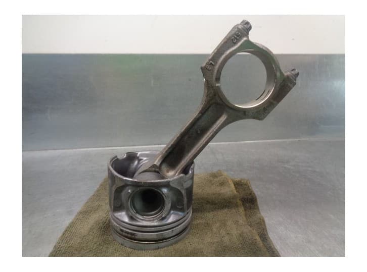 Recambio de piston para bmw serie 7 (f01/f02) 3.0 turbodiesel referencia OEM IAM 2