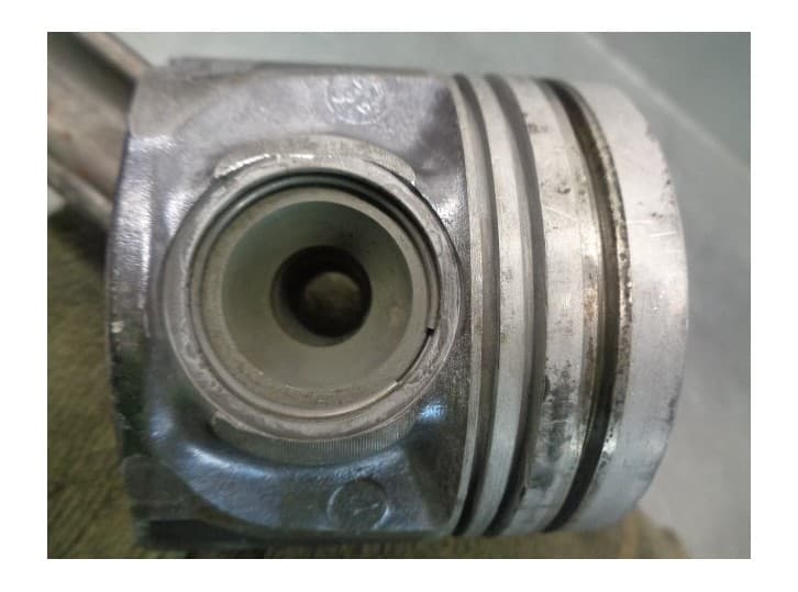 Recambio de piston para bmw serie 7 (f01/f02) 3.0 turbodiesel referencia OEM IAM 4